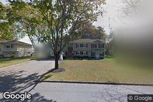 13 Hearle Dr, Pequannock, NJ 07440