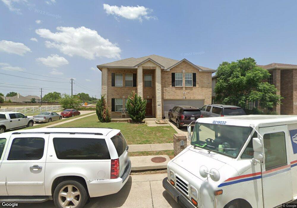 5818 Green Ivy Rd, Denton, TX 76210 - photo 1