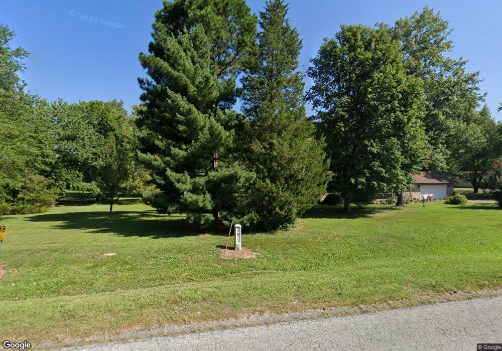 1508 Barnett Rd, Harrisburg, IL 62946 - photo 1