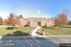 901 Jeffrey St, Bartelso, IL 62218