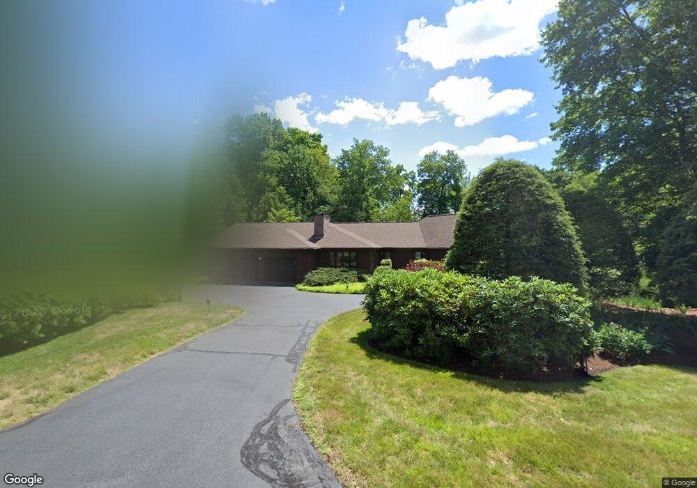 25 High Wood Rd, Bloomfield, CT 06002 - photo 1