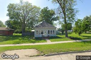207 S 4th St, Mapleton, IA 51034