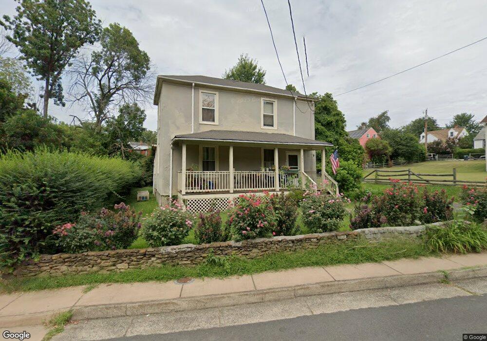 305 7th St NW, Charlottesville, VA 22903 - photo 1