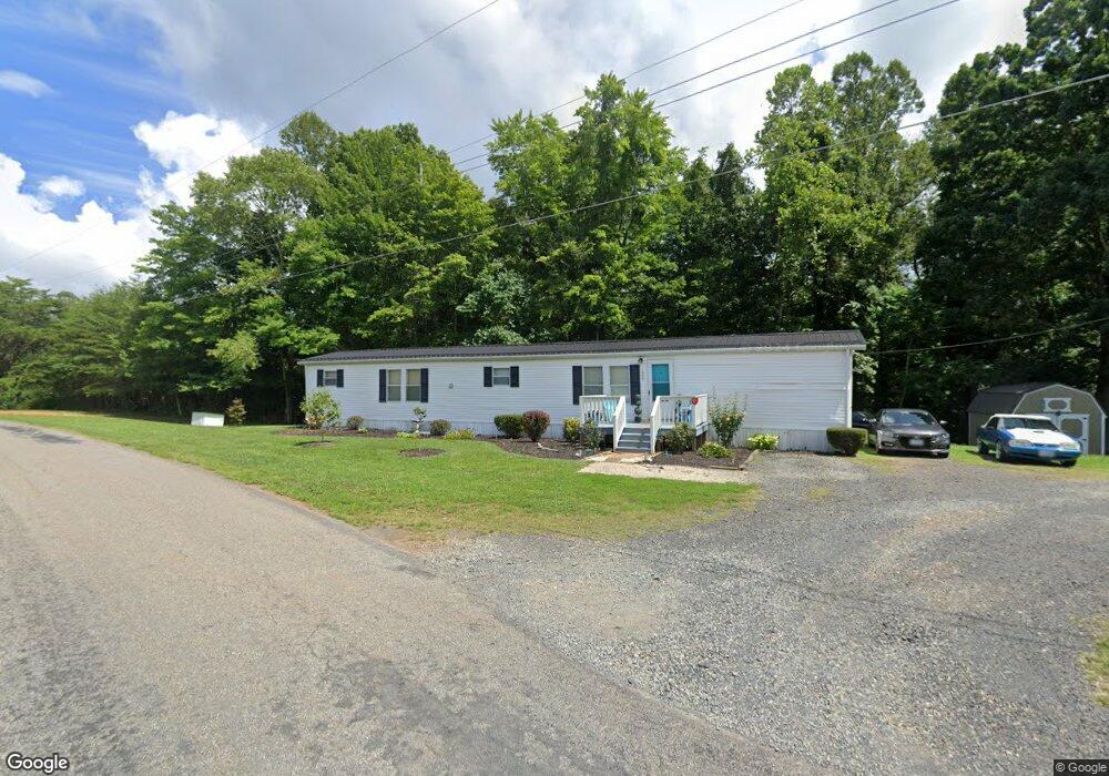 1860 Elijah Cir, Martinsville, VA 24112 - photo 1