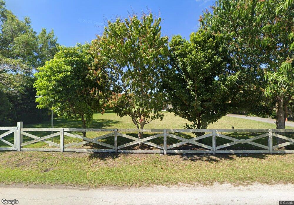 4611 SW 108th Ave, Davie, FL 33328 - photo 1