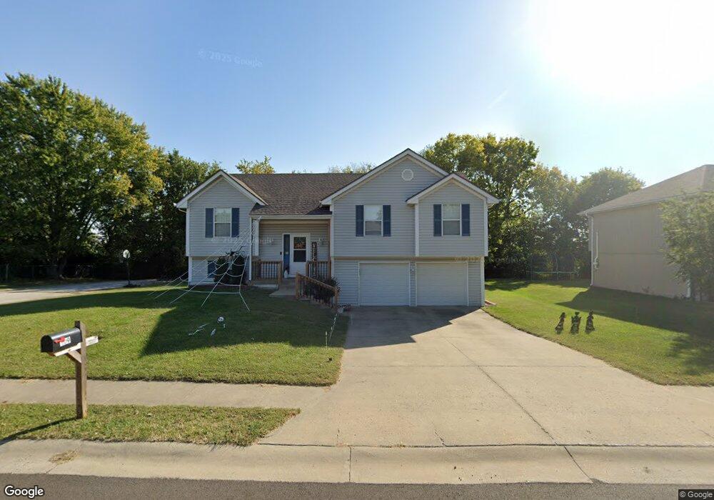 109 S Pelham Path, Raymore, MO 64083 - photo 1