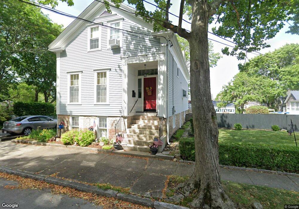 2 William St, Fairhaven, MA 02719 - photo 1