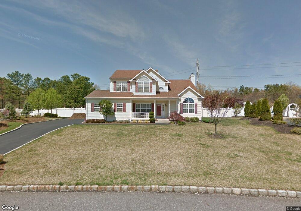 39 Jordan Dr, Medford, NY 11763 - photo 1