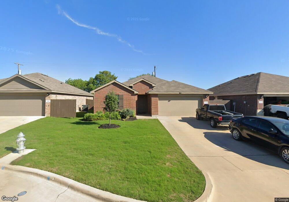 324 Seclusion Dr, Cleburne, TX 76033 - photo 1