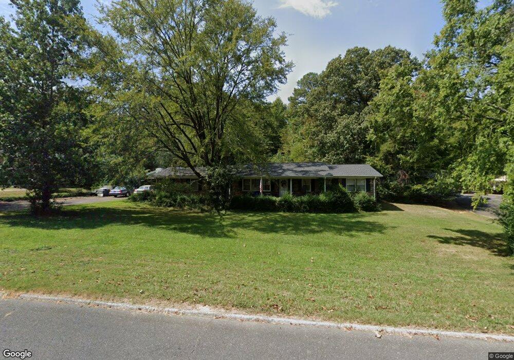 203 Lake Dr SE, Calhoun, GA 30701 - photo 1