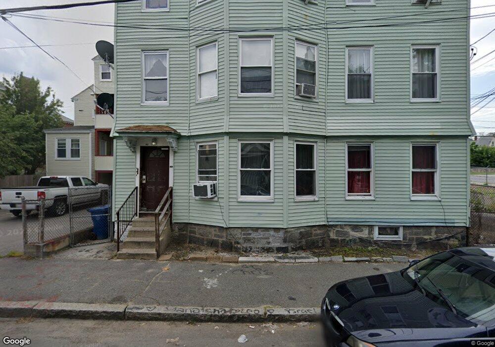 198 Union St unit 2, Lawrence, MA 01841 - photo 1
