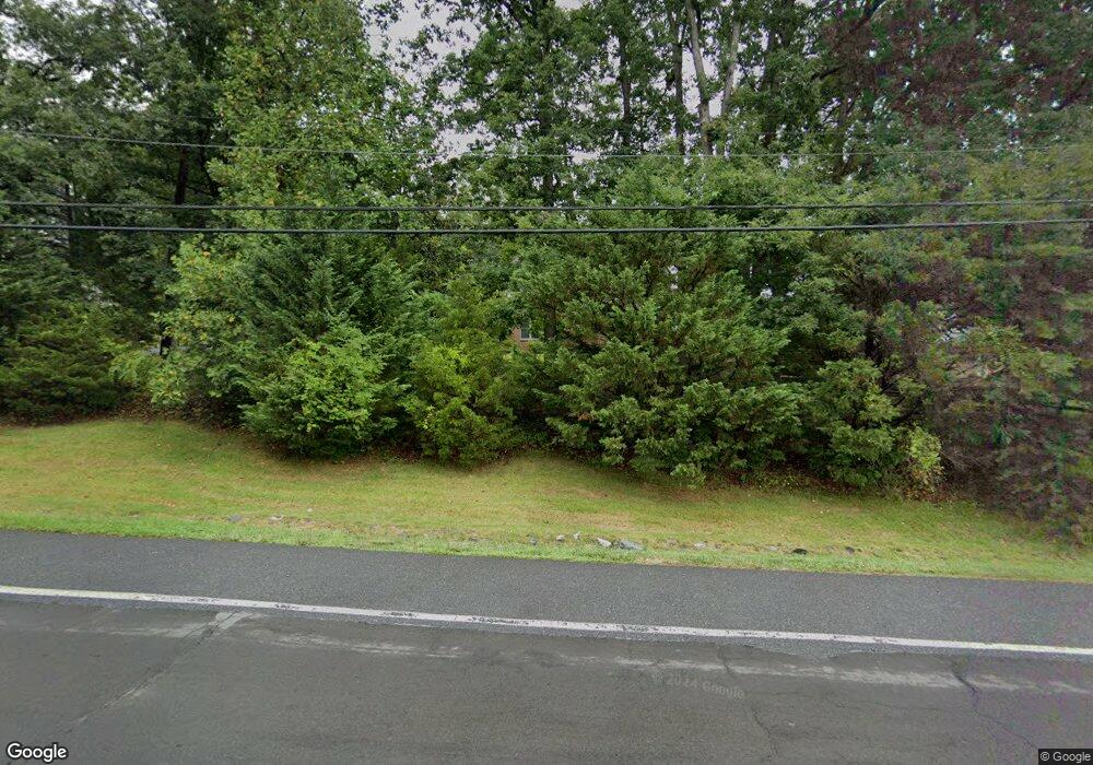 8907 Tuckerman Ln, Potomac, MD 20854 - photo 1