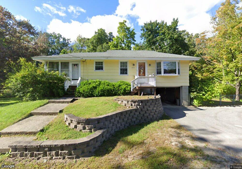 203 Tyler St, Methuen, MA 01844 - photo 1