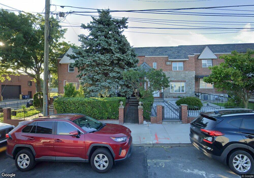 2003 33rd St, Astoria, NY 11105 - photo 1