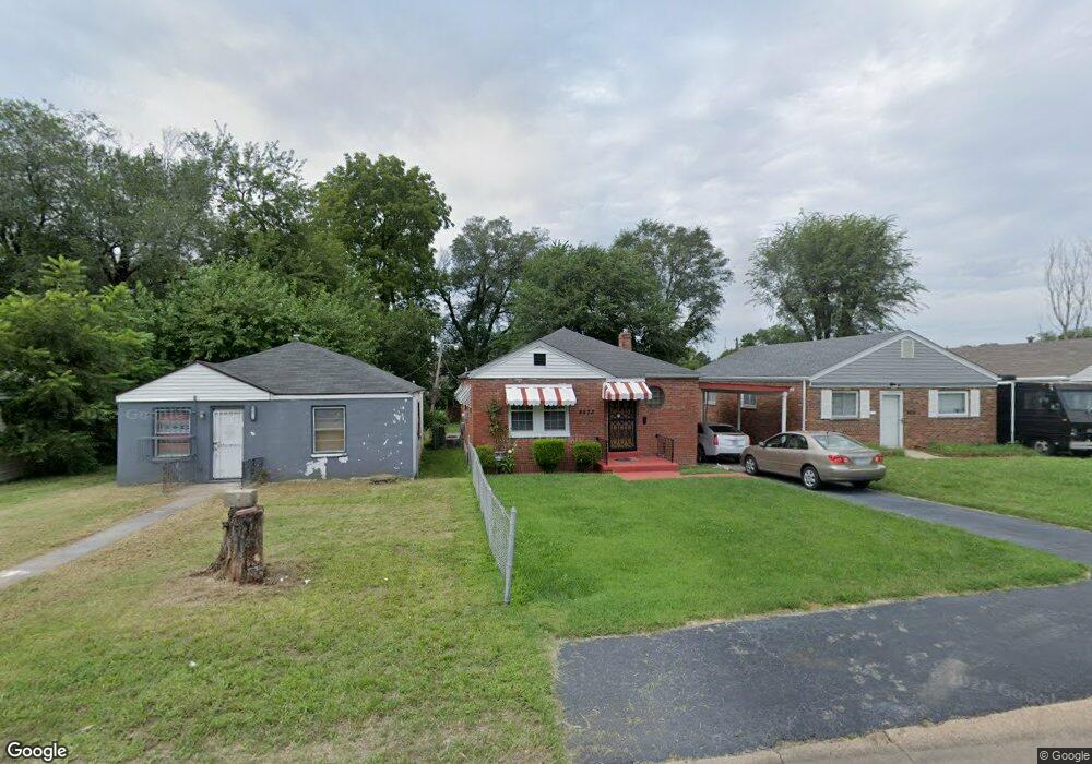 4473 N Taylor Ave, Saint Louis, MO 63115 - photo 1