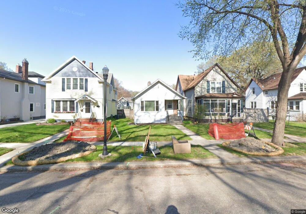 911 7th St S, Fargo, ND 58103 - photo 1