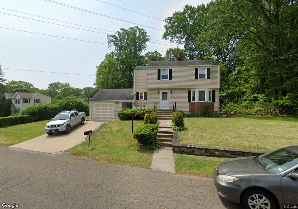 357 Dexter Dr, Bridgeport, CT 06606 - photo 1