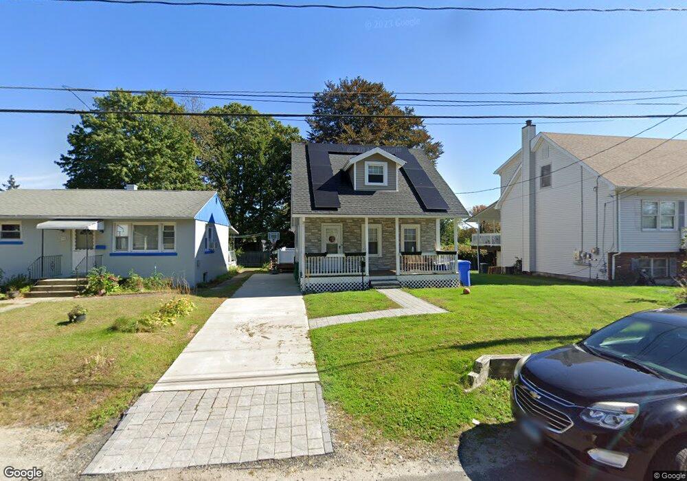 60 Morton Rd, Waterbury, CT 06705 - photo 1