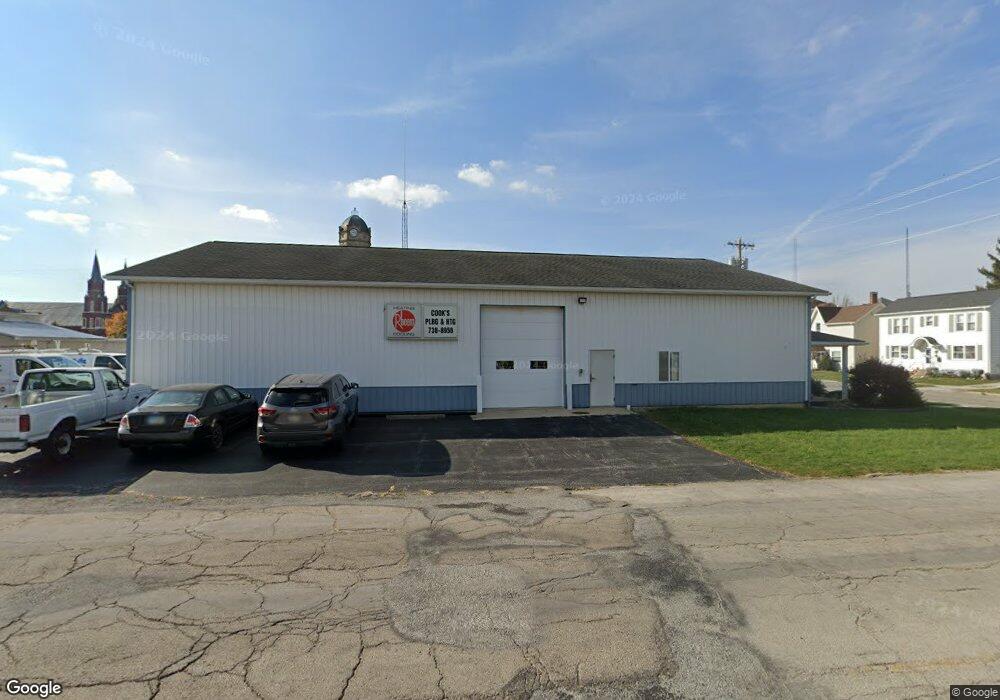 11 E Mechanic St, Wapakoneta, OH 45895 - photo 1