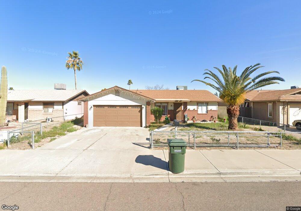 7332 W Sells Dr, Phoenix, AZ 85033 - photo 1