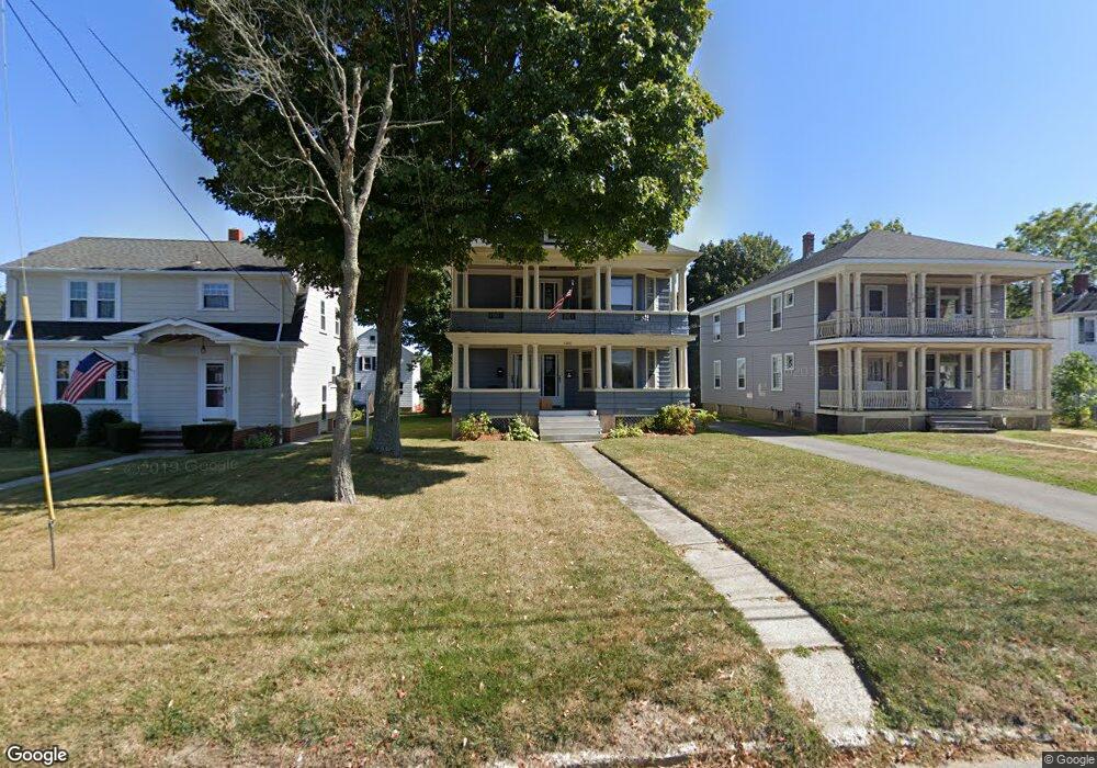 1302 Hope St unit 1, Bristol, RI 02809 - photo 1