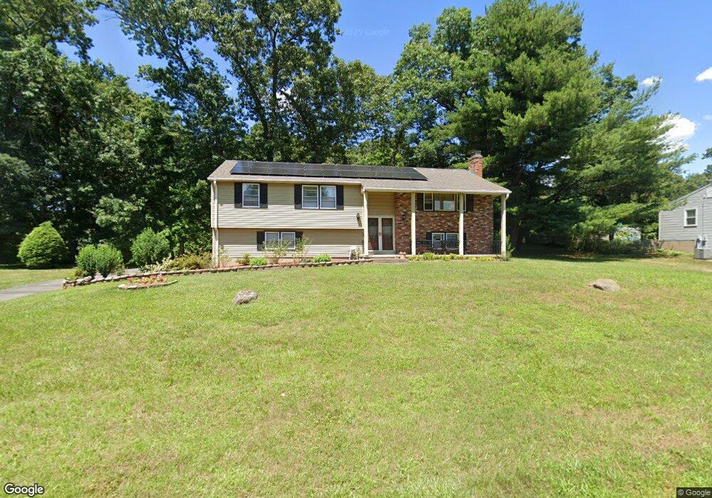 8 Donna Ln, Windsor, CT 06095 - photo 1