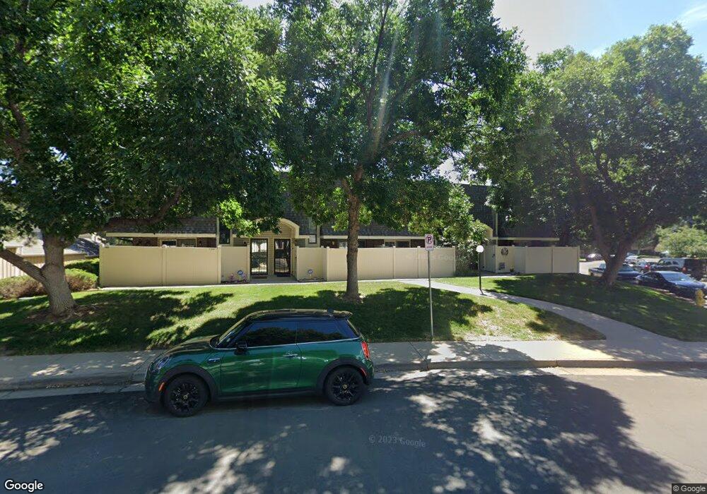 1350 S Idalia St unit D, Aurora, CO 80017 - photo 1