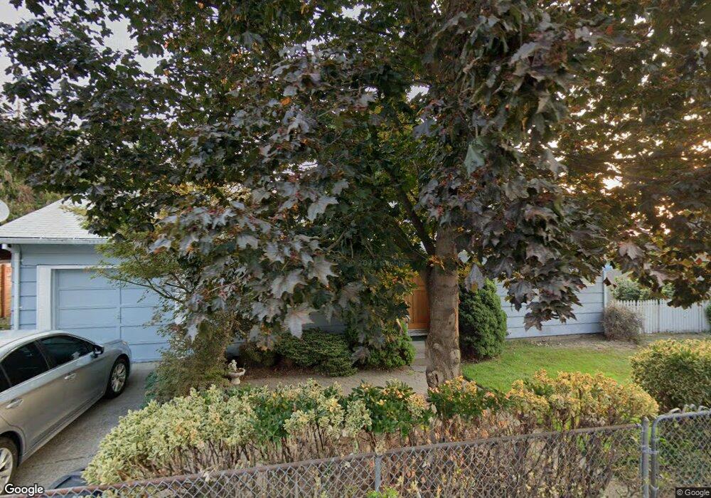 207 W 5th Place, the Dalles, OR 97058 - photo 1