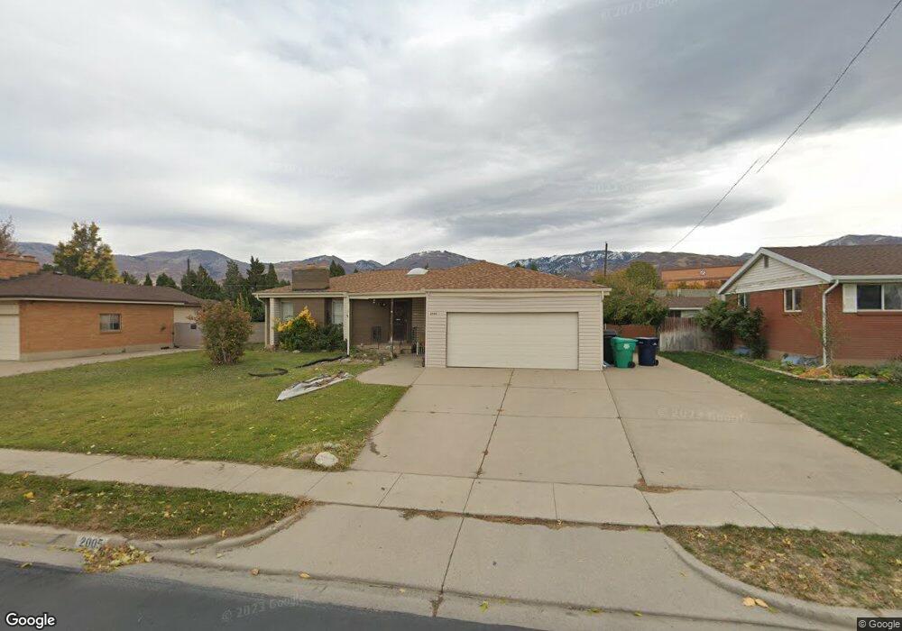 2005 Sorrento Dr, Woods Cross, UT 84087 - photo 1