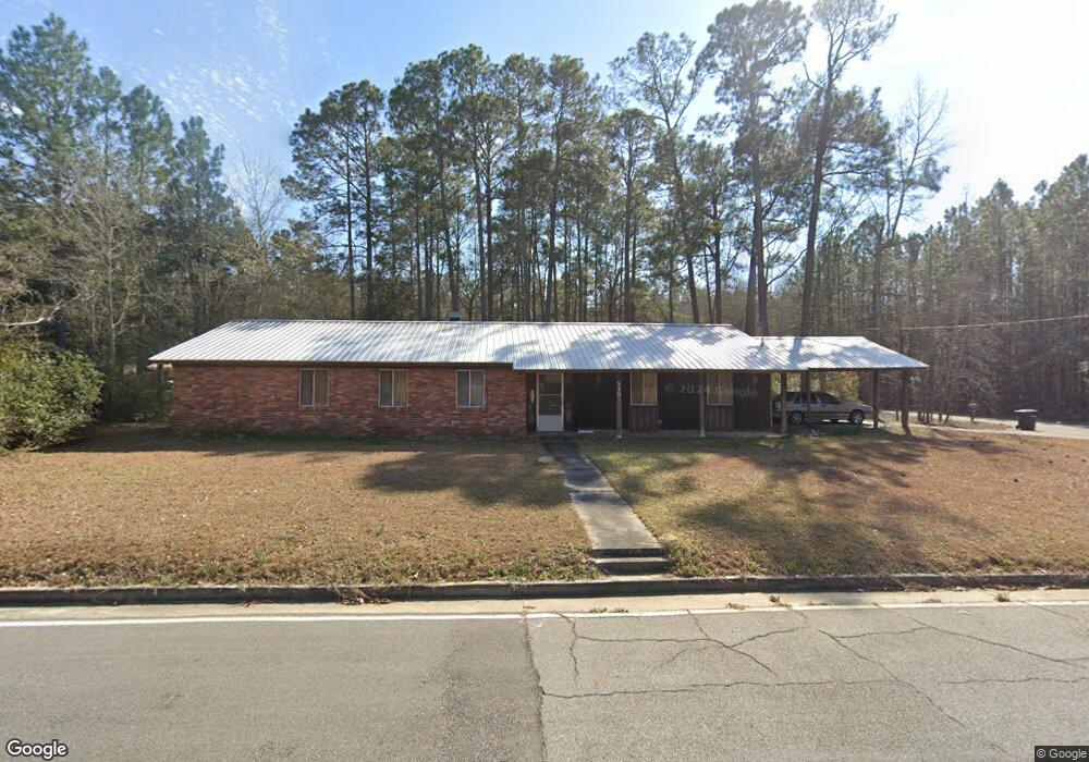 818 Womble St, Claxton, GA 30417 - photo 1