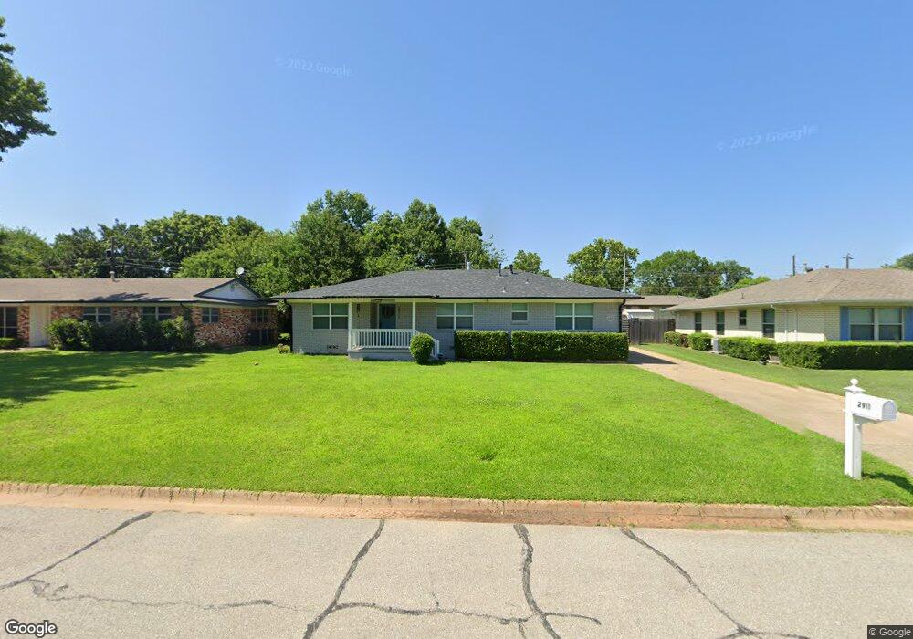 2911 Sidney Dr, Denison, TX 75020 - photo 1