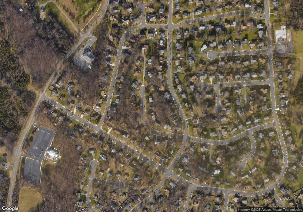 15216 Philip Lee Rd, Chantilly, VA 20151 - photo 1