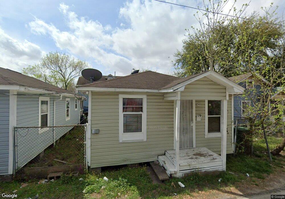 3302 Jewel St, Houston, TX 77026 - photo 1