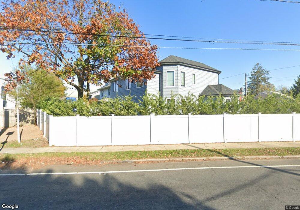 526 W Broadway, Cedarhurst, NY 11516 - photo 1