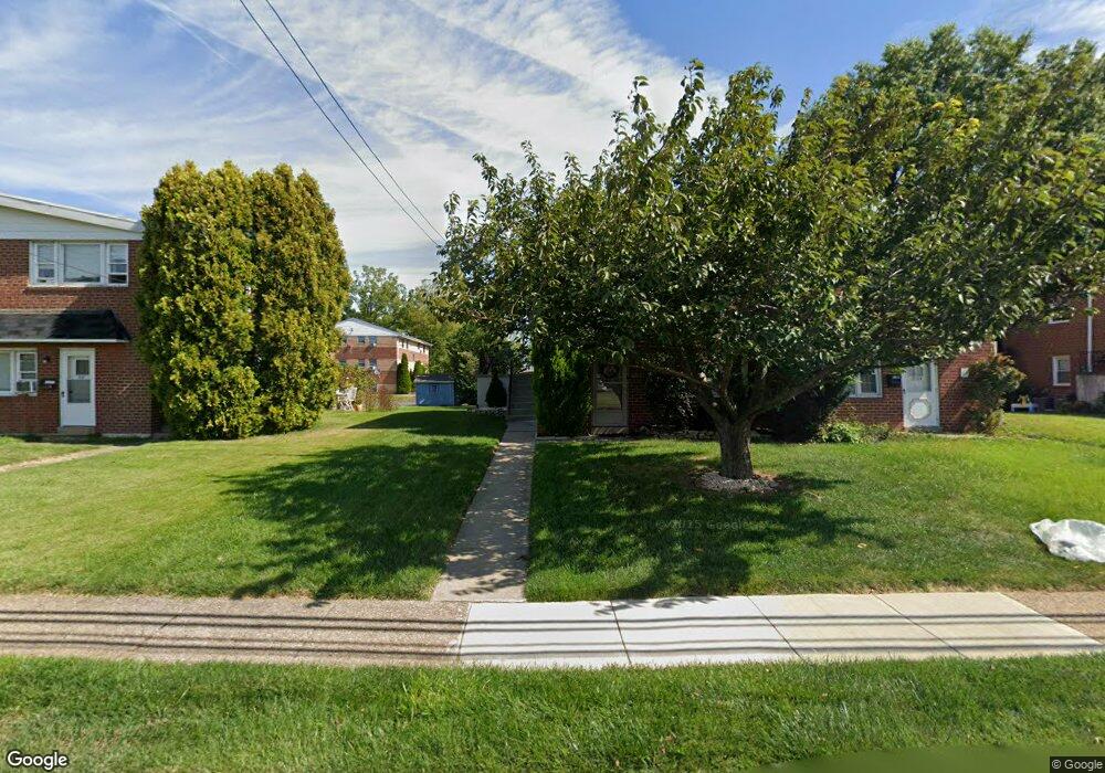 521 W 8th St, Lansdale, PA 19446 - photo 1