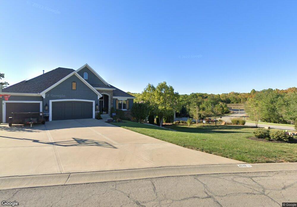 4942 Haskins St, Shawnee, KS 66216 - photo 1