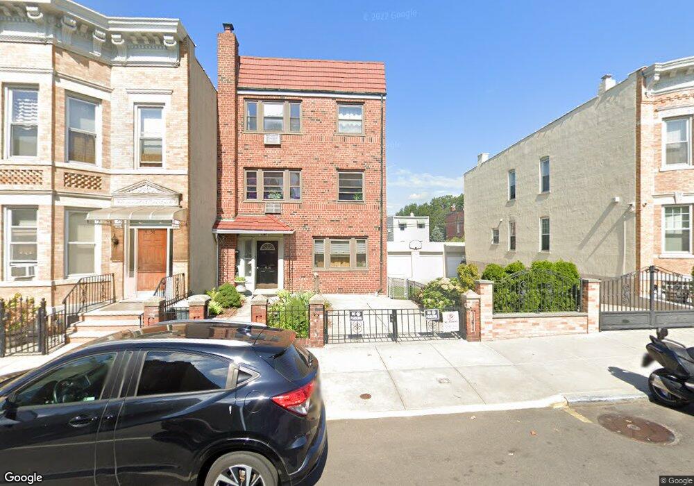 3154 44th St, Long Island City, NY 11103 - photo 1