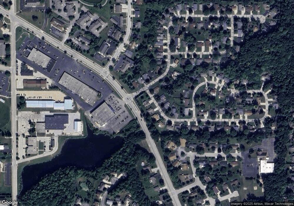 501 Highview Dr, Slinger, WI 53086 - photo 1