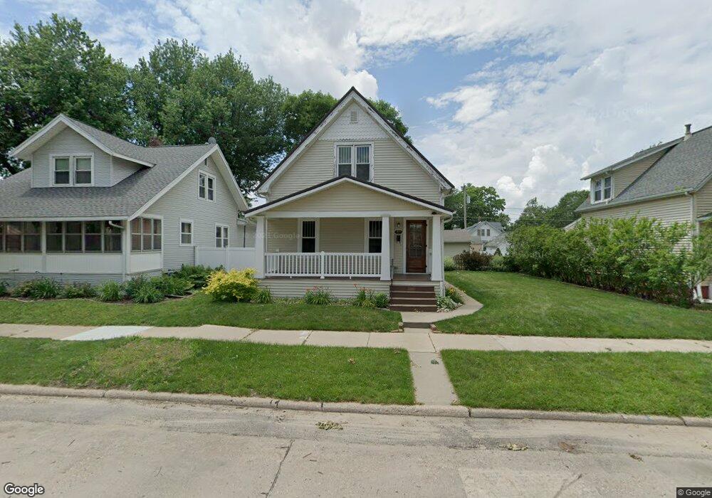 1818 Mallory St SW, Cedar Rapids, IA 52404 - photo 1