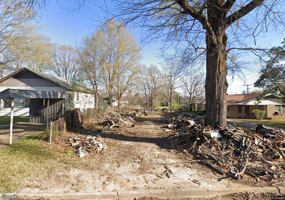 1306 W 6th St, Texarkana, TX 75501 - photo 1