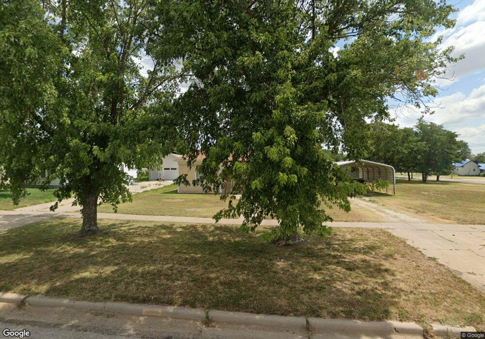 412 N 6th St, Wakeeney, KS 67672 - photo 1