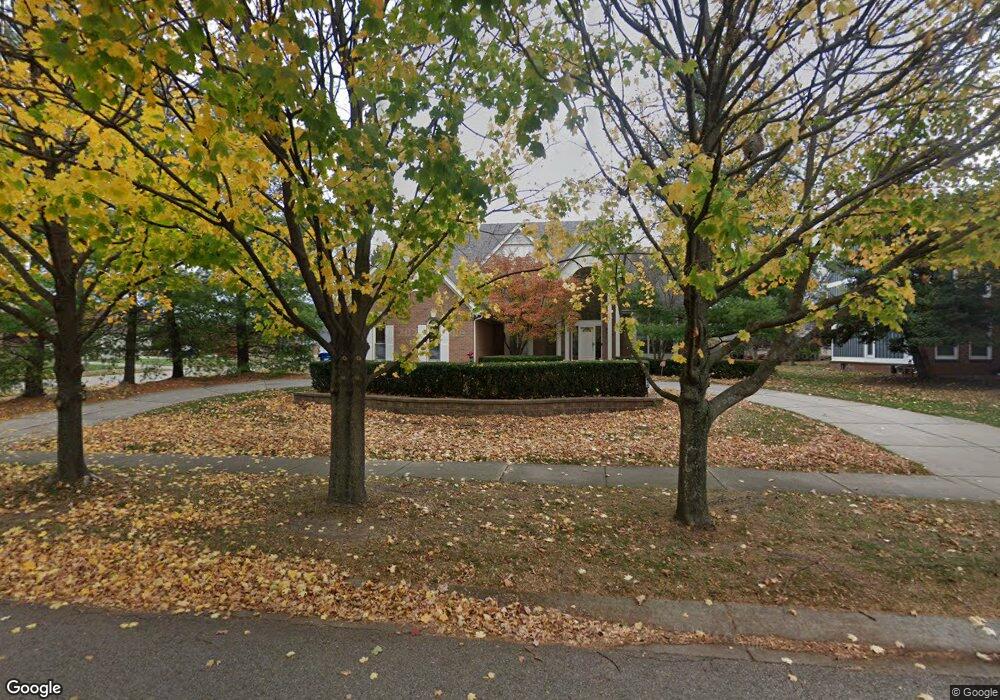 7618 Greenway Ln, West Bloomfield, MI 48324 - photo 1