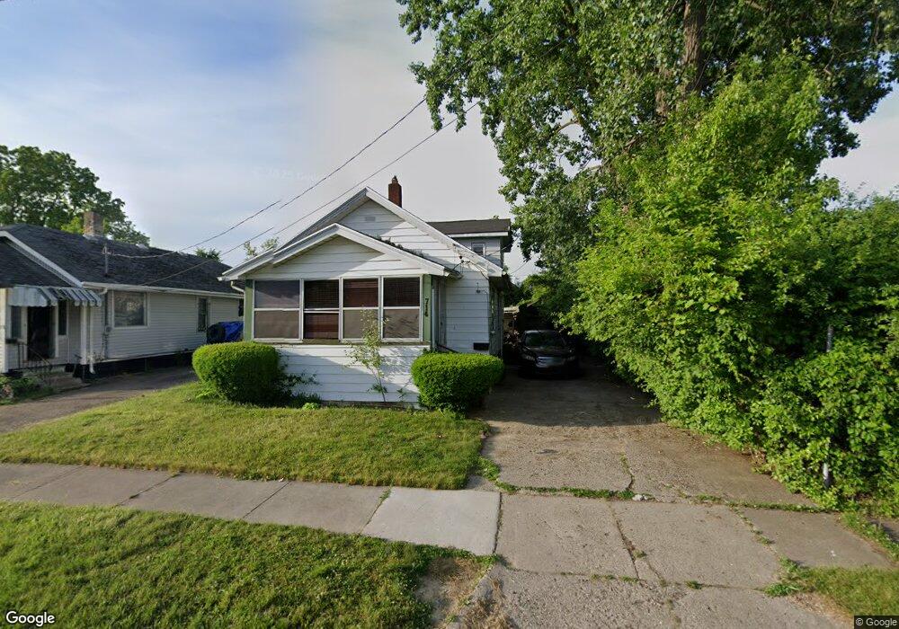 714 E Lorado Ave, Flint, MI 48505 - photo 1