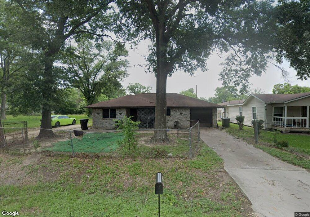 956 Ringold St, Houston, TX 77088 - photo 1