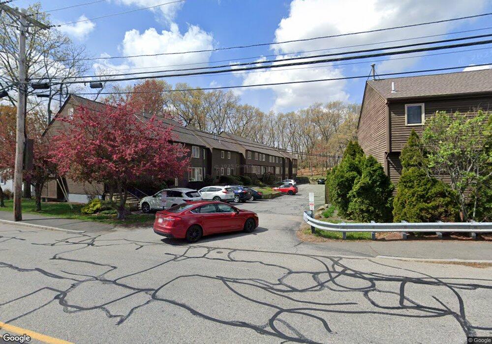 281 Boylston St unit B, Lowell, MA 01852 - photo 1