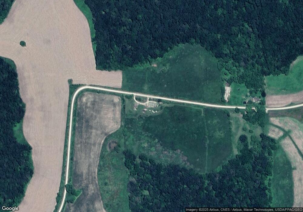 32734 Stinson Ridge Rd, Houston, MN 55943 - photo 1