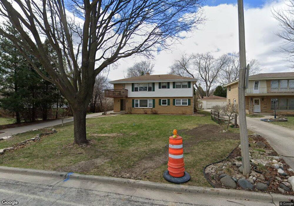 1221 N 116th St unit 1221, Milwaukee, WI 53226 - photo 1