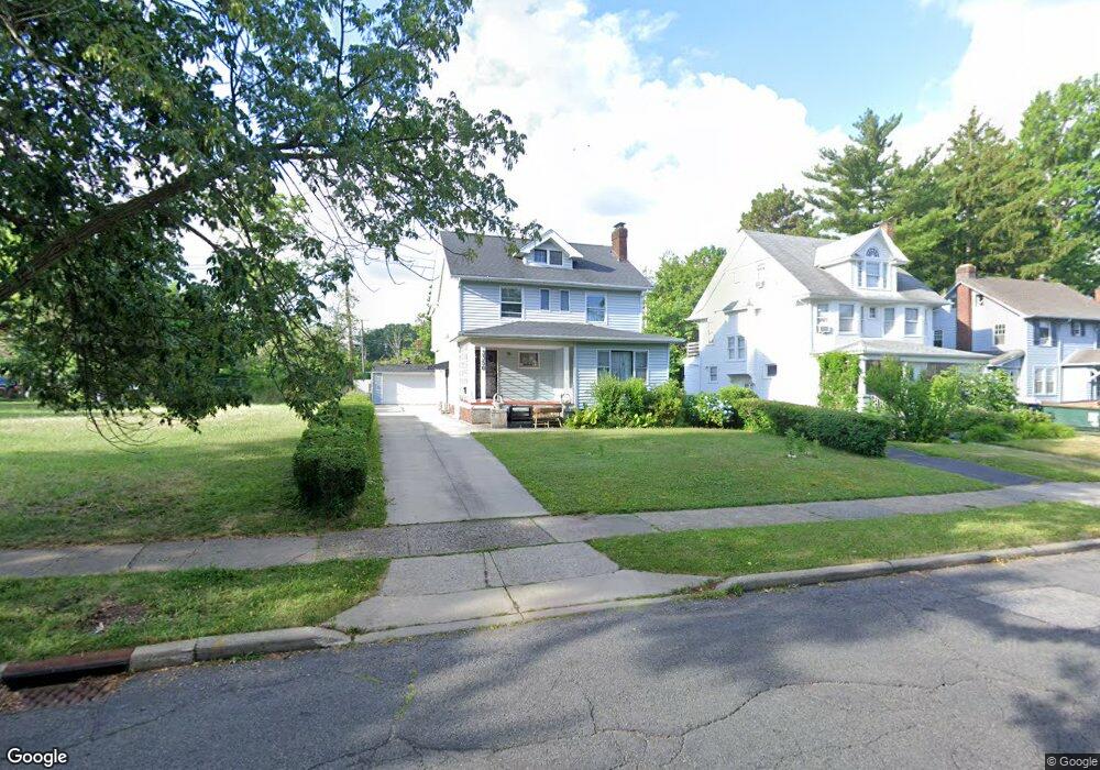 3350 Berkeley Rd, Cleveland, OH 44118 - photo 1