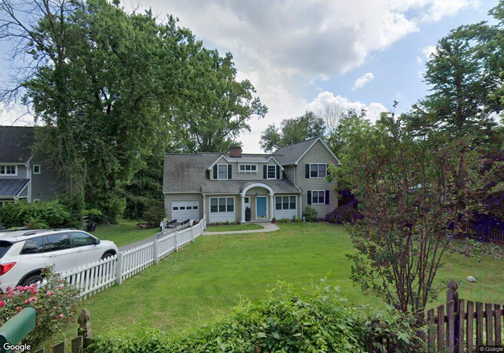 1407 Curving Ln, Towson, MD 21204 - photo 1