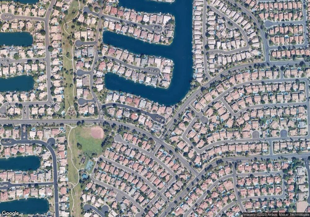 2128 E Freeport Ln, Gilbert, AZ 85234 - photo 1